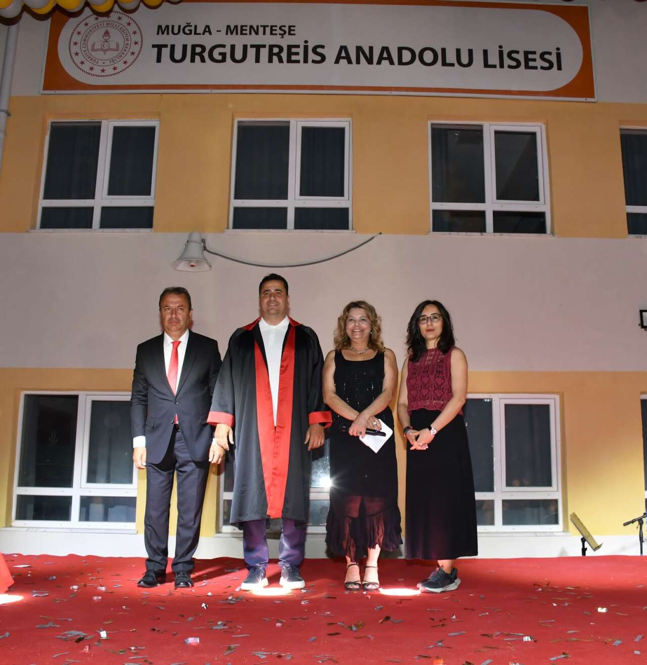 Menteşe Devlet Hastanesi Başhekimi Şadi Ballı, Mezun Olduğu Okulun Mezuniyet Törenine Katıldı 3